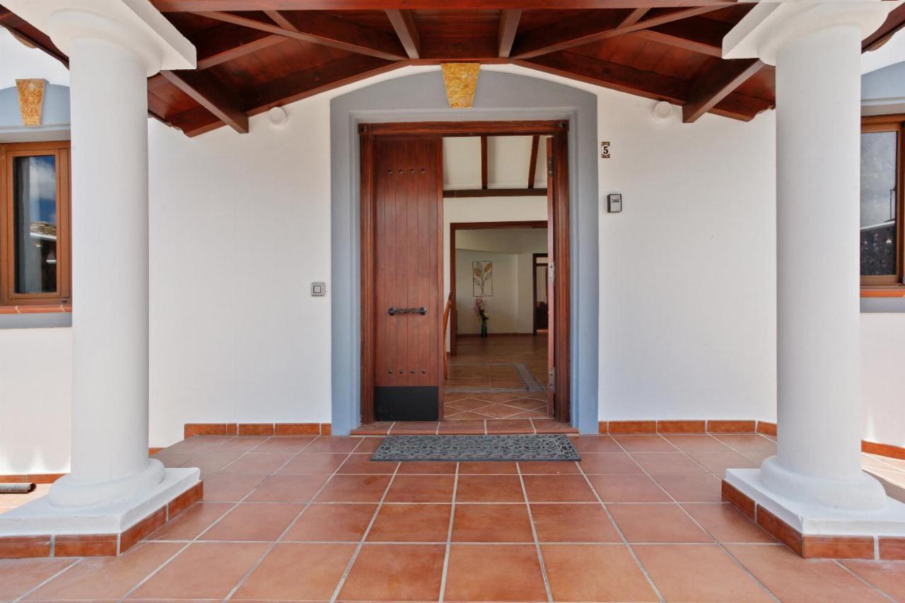 Villa Thomas Corralejo Exterior photo